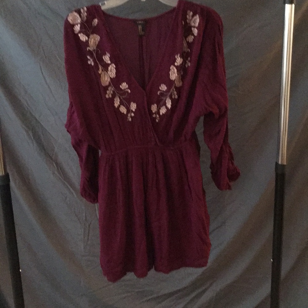 Long Sleeved Dress with Open Arms